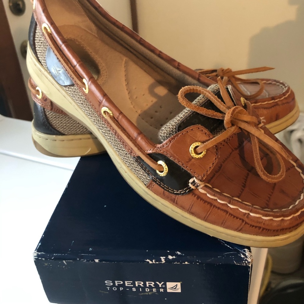 Sperry Angelfish 7.5 New deck shoes boat shoes preppy gator summer shoes